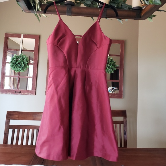 NWT Sweetheart Fit and Flare dress in Wine - Picture 1 of 4
